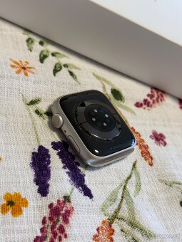 Apple Watch Series 7 45mm Starlight - 9