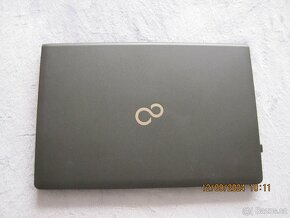 Fujitsu Lifebook A555 - 9