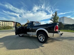 DODGE RAM 1500 Laramie 5.7 Hemi - 9