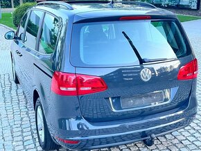 Volkswagen Sharan 2.0TDI 103KW AUT VÝHŘEV TAŽNÉ SERVISKA - 9