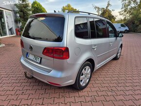 VW Touran 2.0TDI 103kW,7míst,2014,tažné,navi,serviska - 9