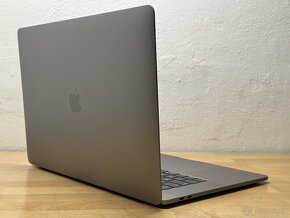 MacBook Pro 15” 2017/16GB RAM/Intel i7/512GB SSD/Záruka - 9