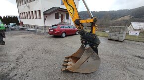 JCB JS145W Plus TOP STAV - 9