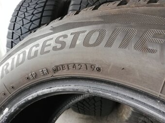 215/60 r17 zimní pneumatiky Bridgestone 7mm - 9