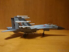 J-15 Carrier - model letadla 1:72 - 9