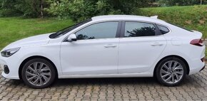 Hyundai i30 Fastback 1.4 T-GDI - 9