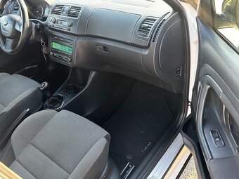 Škoda Fabia II monte carlo 1.2TSi, r.2013, serviska - 9