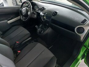 Mazda 2 1.3i  KLIMATIZACE - 9