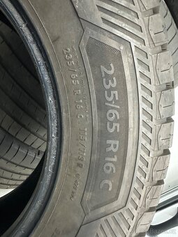 Pneu 235/65 R16C - 9