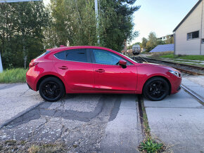 Mazda 3 BM Skyactive,2.0 121KW,6ti kvalt,2016,140tis km,VÝBA - 9