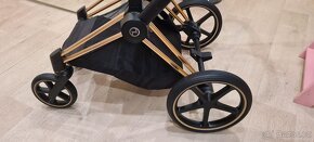 Prodám Krásný Kočárek CYBEX Priam Gold - 9