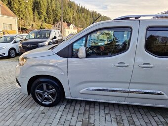 TOYOTA Proace City Verso, 1.5 D (96 kW), 64 tis. km, 7 míst - 9