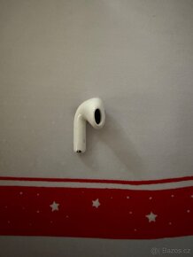 Apple AirPods - 9