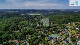 rovinatý pozemek, 1236 m2, Březová-Oleško, lokalita blízko p - 9