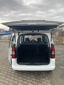 BERLINGO SPACE 5MÍST,1.6HDi 118tkm ,SERVIS-CITROEN,1.MAJITEL - 9