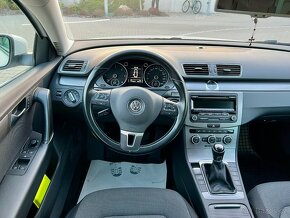 Volkswagen Passat B7 Variant R-line 2,0 TDi 103kW - 9