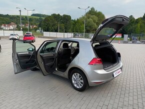 Volkswagen Golf 1,2 TSI,63KW,SERVISKA,KLIMA - 9