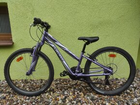 Značkové dětské kolo SPECIALIZED 24" (fialová) - 9