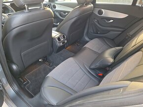 Mercedes Benz C220 - 9