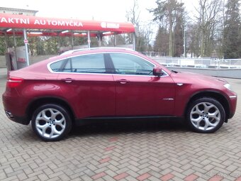 BMW X6, model 35d, najeto 206 000 km, model 2009 - 9