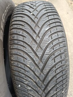 Zimní pneumatiky BFGoodrich G-Force Winter 215/65/17 99T - 9