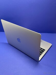 MacBook Pro 13” M1 2020 /16GB RAM/M1/256GB SSD/ Záruka - 9