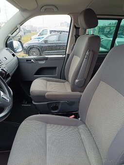 VW Caravelle DSG 4x4 2.0TDi - 9