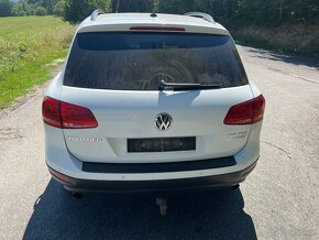 Dily vw touareg 7P 3.0 TDi  180kw - 9