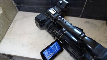 Sony HDV, DVCAM, DV HVR-V1E - 9