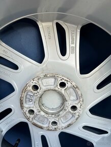 Letní originální sada kol Volvo 235/55 R17 - 9