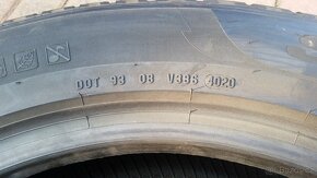 235/55 R19 105H zimní pneumatiky PIRELLI - 9