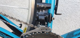 Silniční italské kolo Basso Astra / Campagnolo - elektrika - 9