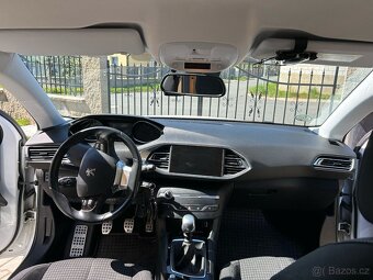 Peugeot 308 SW - 9