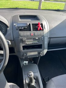 Volkswagen Polo, 1.4, KLIMA, PLATNÁ STK A DALNIČNÍ Z. - 9