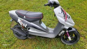 Skutr honda 125i - 9