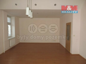Pronájem bytu 3+1, 100 m², Chomutov, ul. Husova - 9