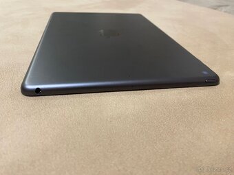 iPad 9 gen 64 GB + Apple Pencil – výborný stav - 9