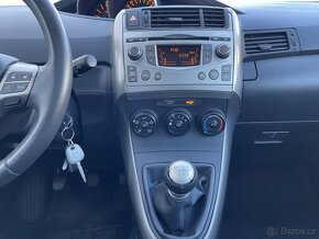 TOYOTA VERSO 2.0 D4D,SERVIS TOYOTA,KRÁSNÝ STAV - 9