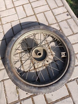KOMPLETNÍ KOLA - JAWA 250, 350 - 9