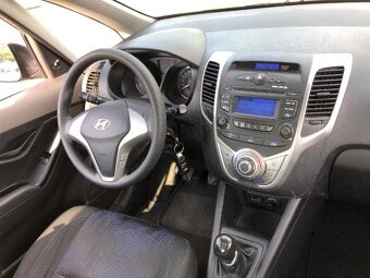 Hyundai ix20 1.4i benzín, Comfort, výborný stav - 9