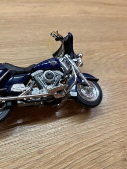 Model motorky asi Harley Davidson state Police - 9