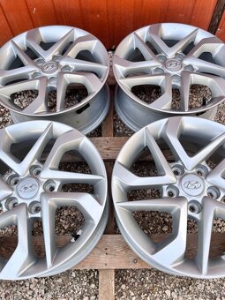 5x114,3 R16 originál alu disky Hyundai Tucson - senzory TOP - 9