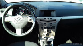 Opel Astra 1,9 CDTI - 9