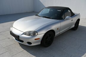 Mazda MX-5 1.6i 81KW Cabrio 2/2002 - 9