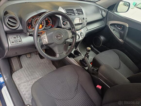 Toyota RAV4 2.2D 130kW 2maj.CZ,po servisu - 9