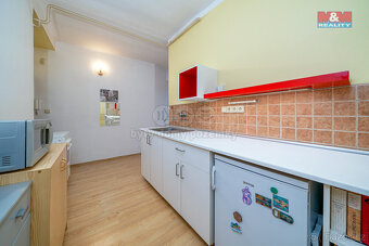 Prodej bytu 2+1, 44 m², Olomouc, ul. Dukelská - 9