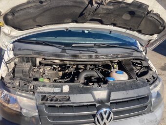 Vw transporter T5 2.0 tdi 85 kw rok 2012 - 9