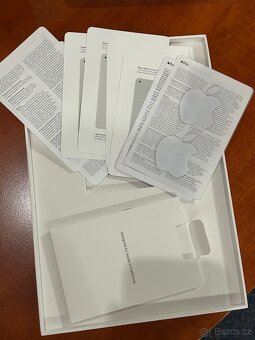 iPad 7. Generace 128 GB stříbrný - 9