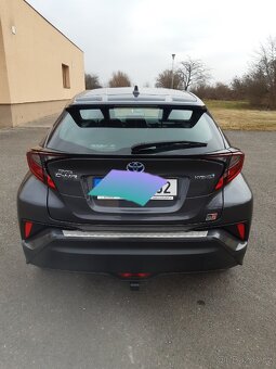 Toyota C-HR 1,8 Hybrid - 9