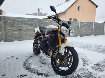 Triumph Street Triple 675 - 9